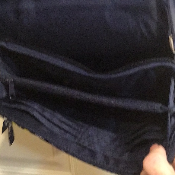 VERA BRADLEY SHOULDER BAG WITH LEATHER STRAP - Picture 7 of 11